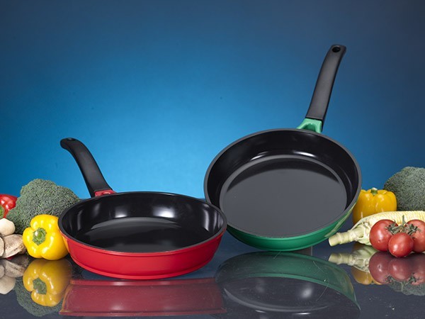 英特寶涂料-炊具應(yīng)用1